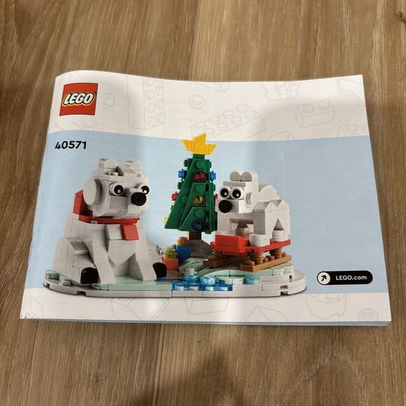 Lego Wintertime Polar Bears #40571 / 312 Pieces / 100% Complete w/Box & Manual - Picture 7 of 12